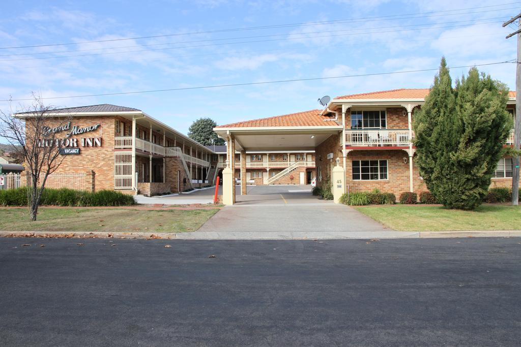 Grand Manor Motor Inn Queanbeyan Exterior photo